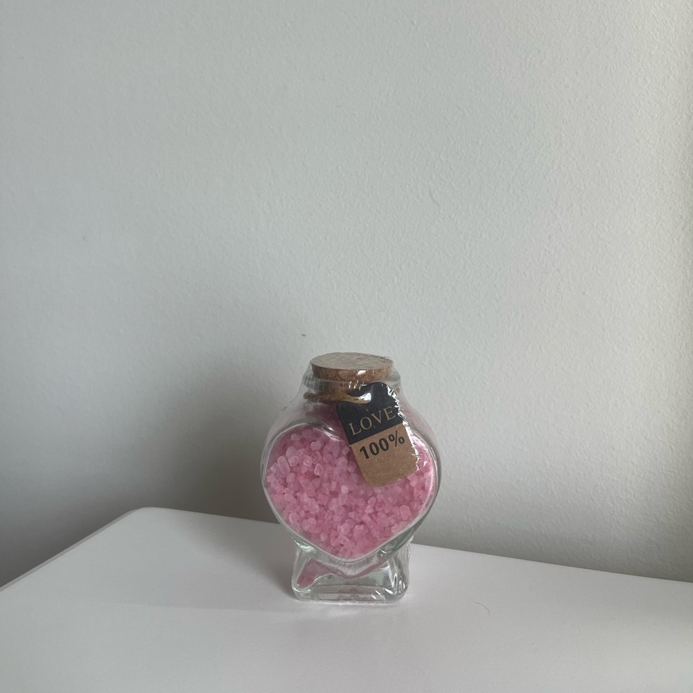 Love Heart-Shaped Bath Salts